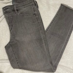 RALPH LAUREN GREY PREMIERE SKINNY CROPPED SLIMFITTING JEANS NWT4